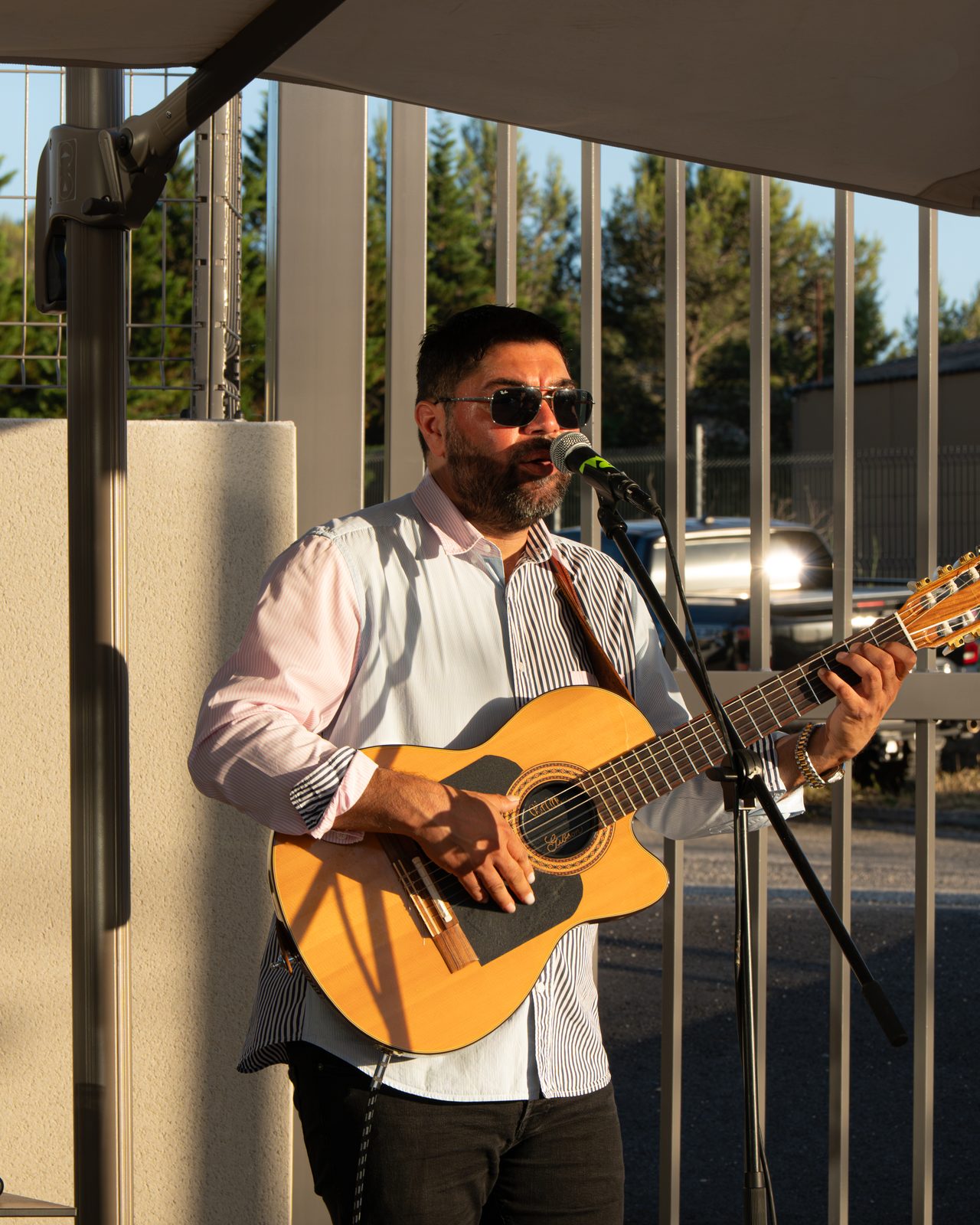 Concert live sur la terrasse du ZE PADEL Social Club